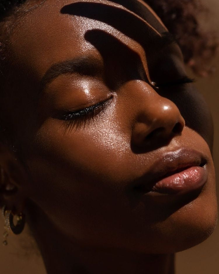 COLLECTION SIGNATURE